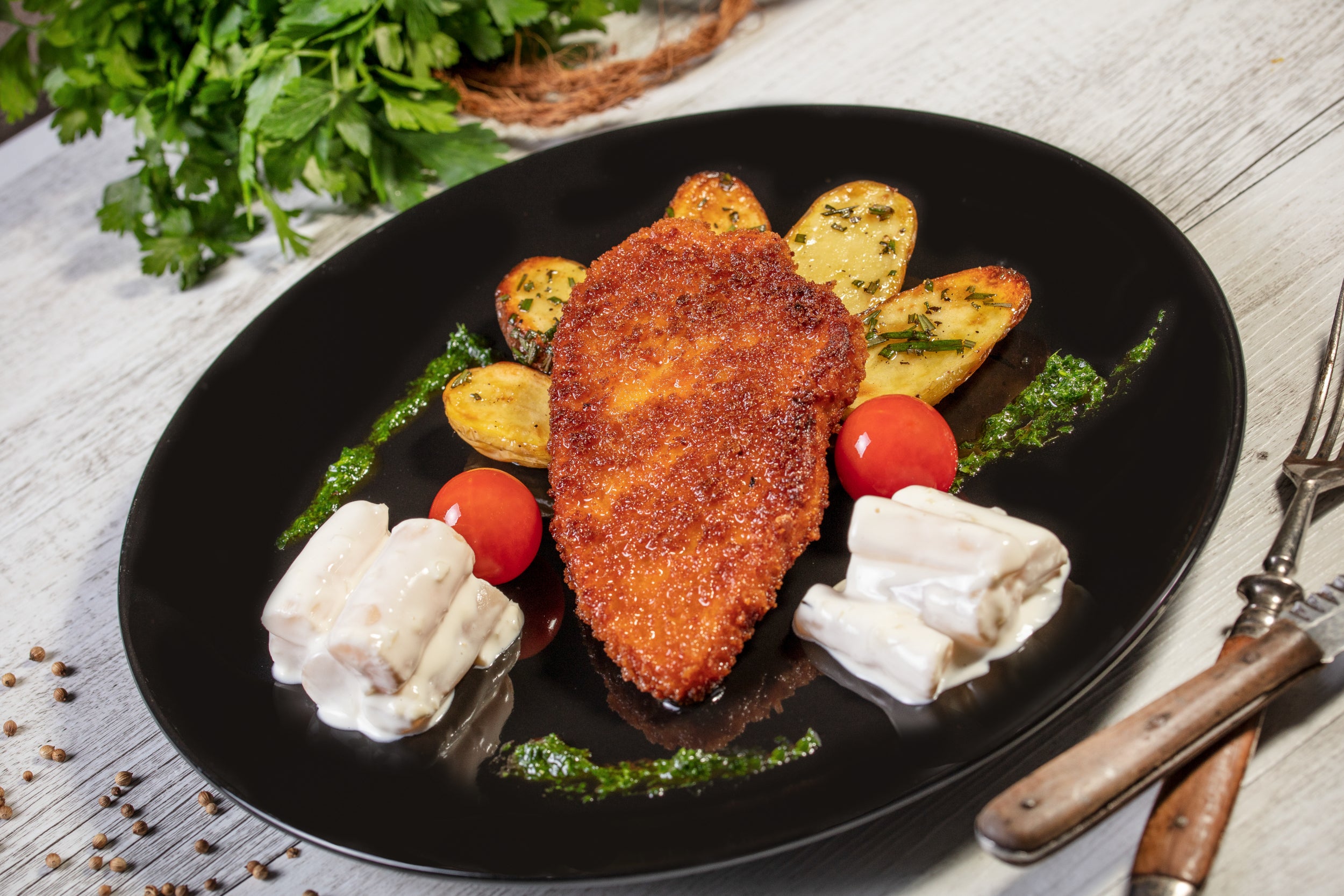 Vegetarische Schnitzel mit Rosmarindrillingen
