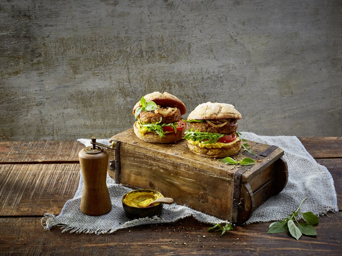 Linsenburger mit Kurkuma