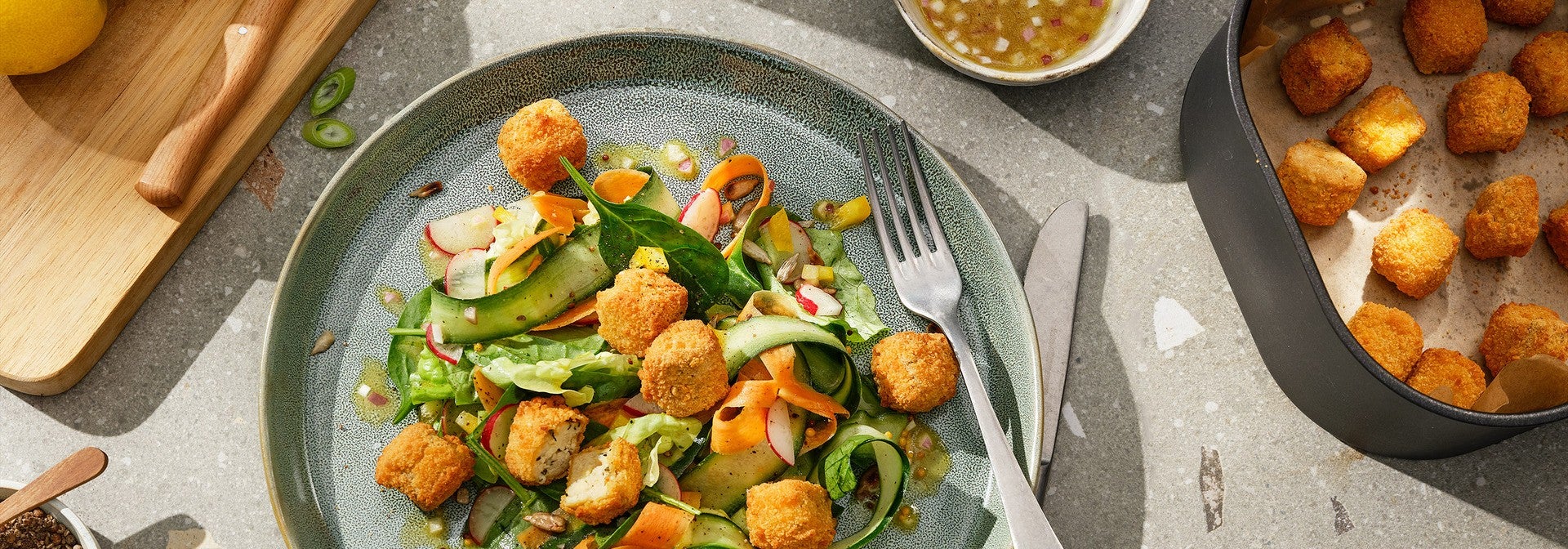 Crunchy Tofu Frühlingssalat