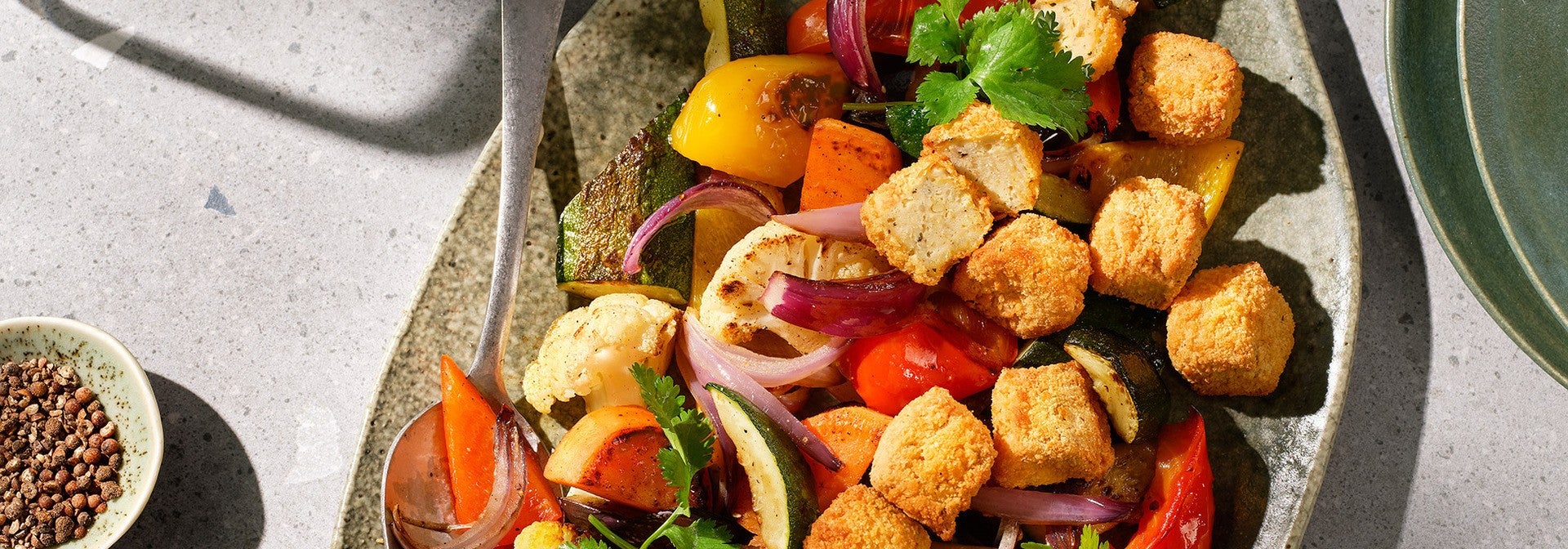 Crunchy Tofu mit Ofengemüse