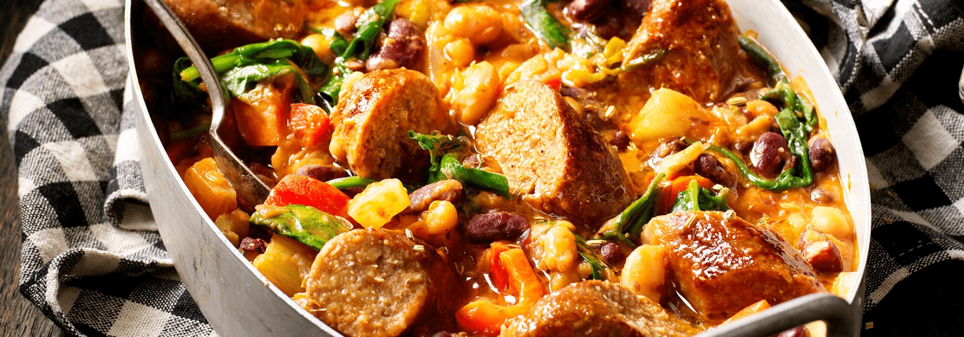 Bohneneintopf mit Sensational Bratwurst