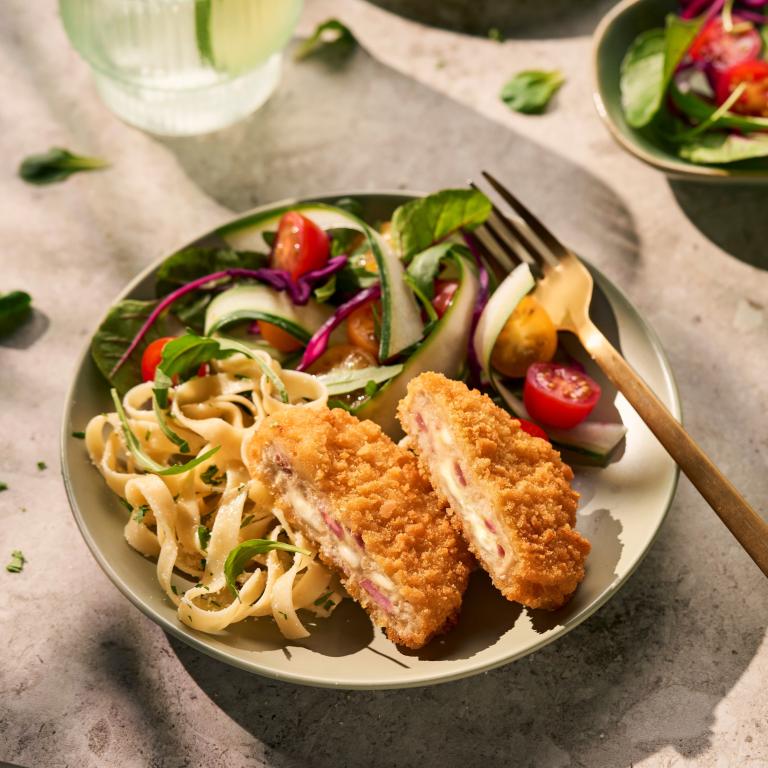 Knuspertaschen Cordon Bleu-Art Tagliatelle