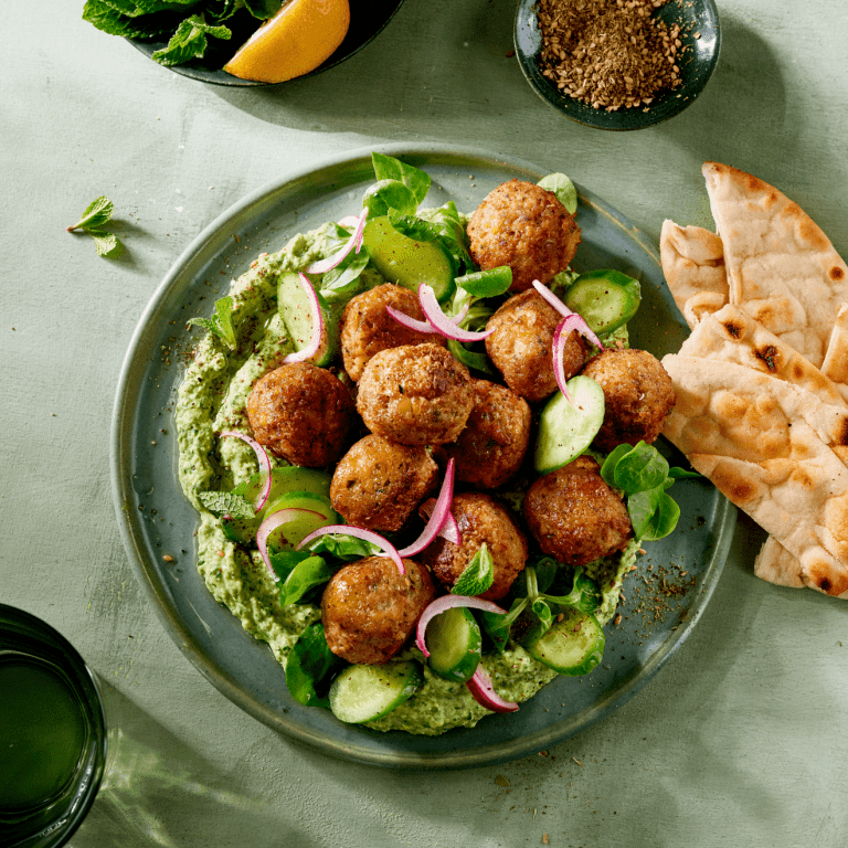 Falafeln mit Spinat-Hummus Falafeln mit Spinat-Hummus