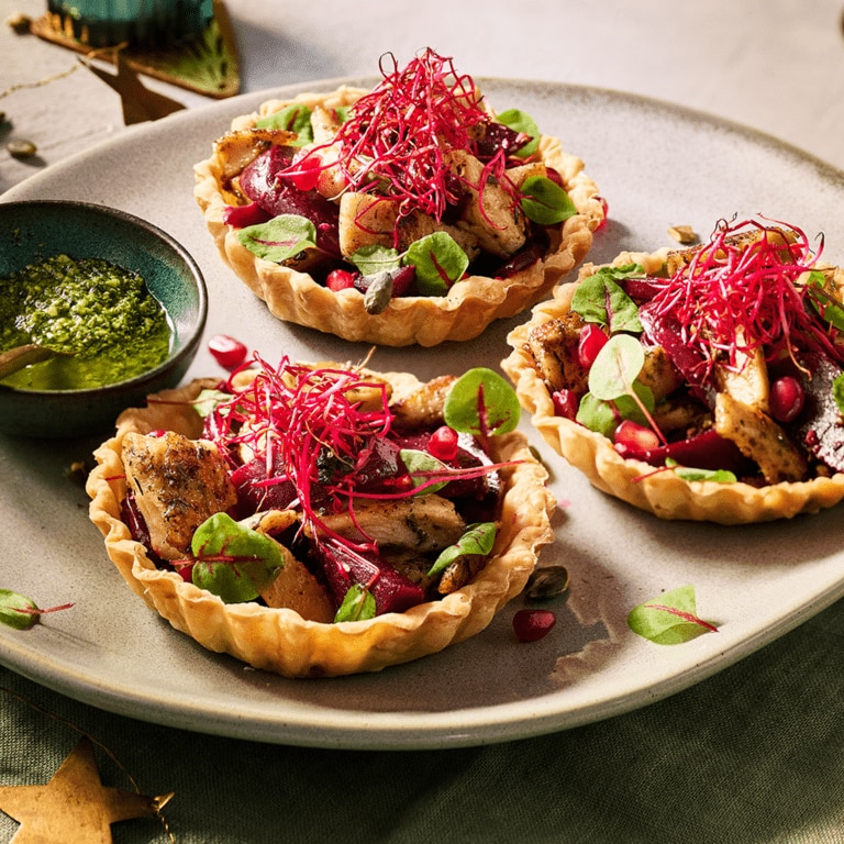 Weihnachts-Törtchen mit Garden Gourmet Sensational Filet-Stückchen