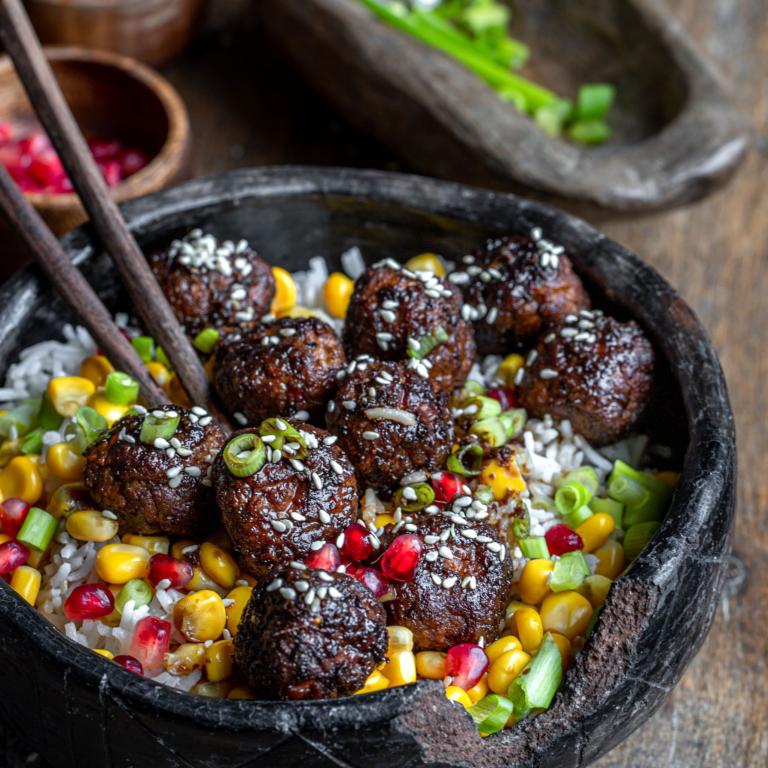 Marinierte Vegetarische Gemüsebällchen mit Reis Garden Gourmet Veggie Balls