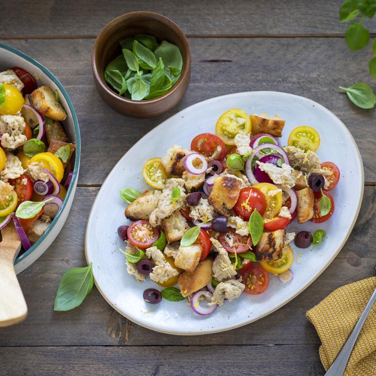 Panzanella mit Thun-Visch und Zitronen-Dressing