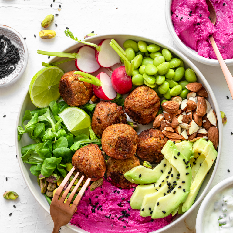 Vegetarische Falafel Poké Bowl Veggie Falafel Poké Bowl