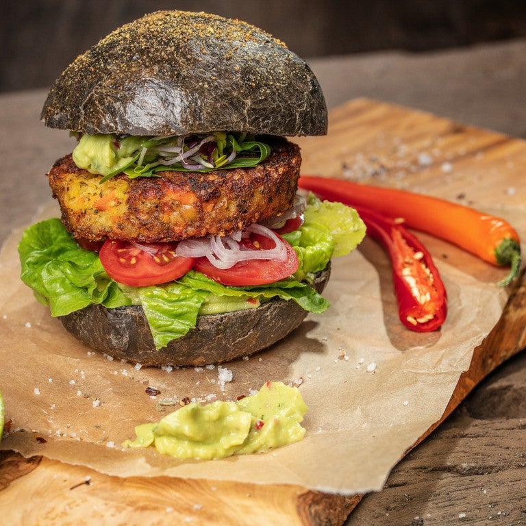 Vegane Linsenburger mit Aronia Bun