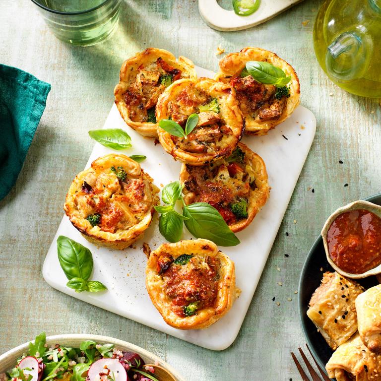 Mini Quiches with Marinated Pieces Mini Quiches with Marinated Pieces