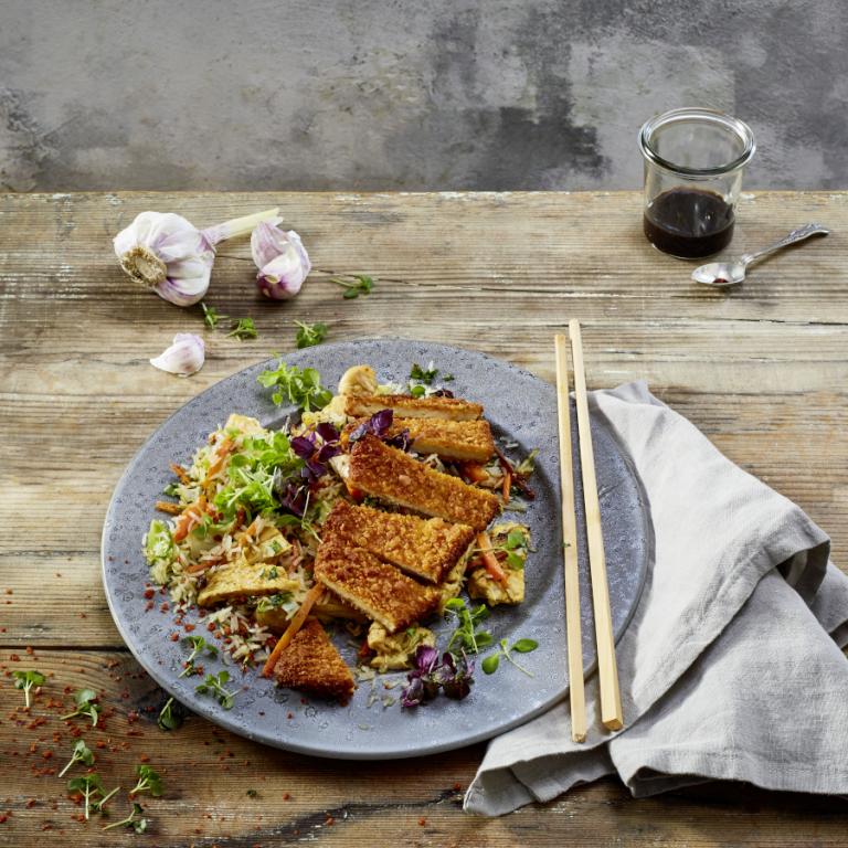 Gebratener Reis mit Curry-Schnitzel