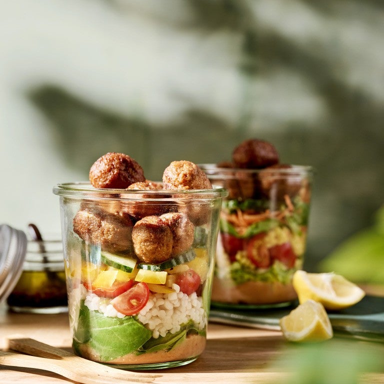 Couscous Schichtsalat mit Falafel