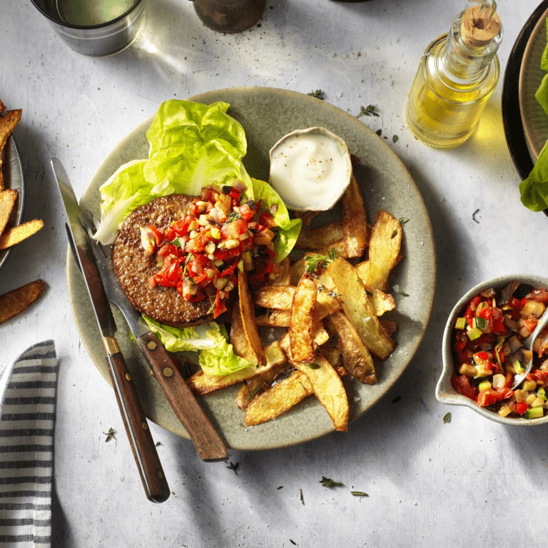 No Waste Burger mit Kartoffel-Streifen